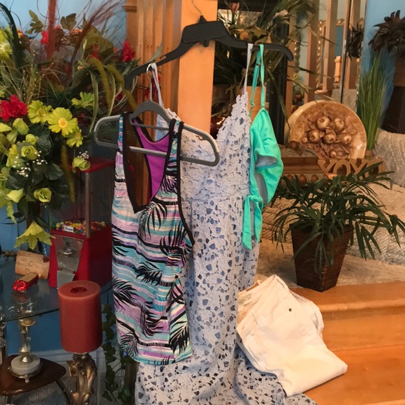 Ladies bundle - Picture 1 of 8